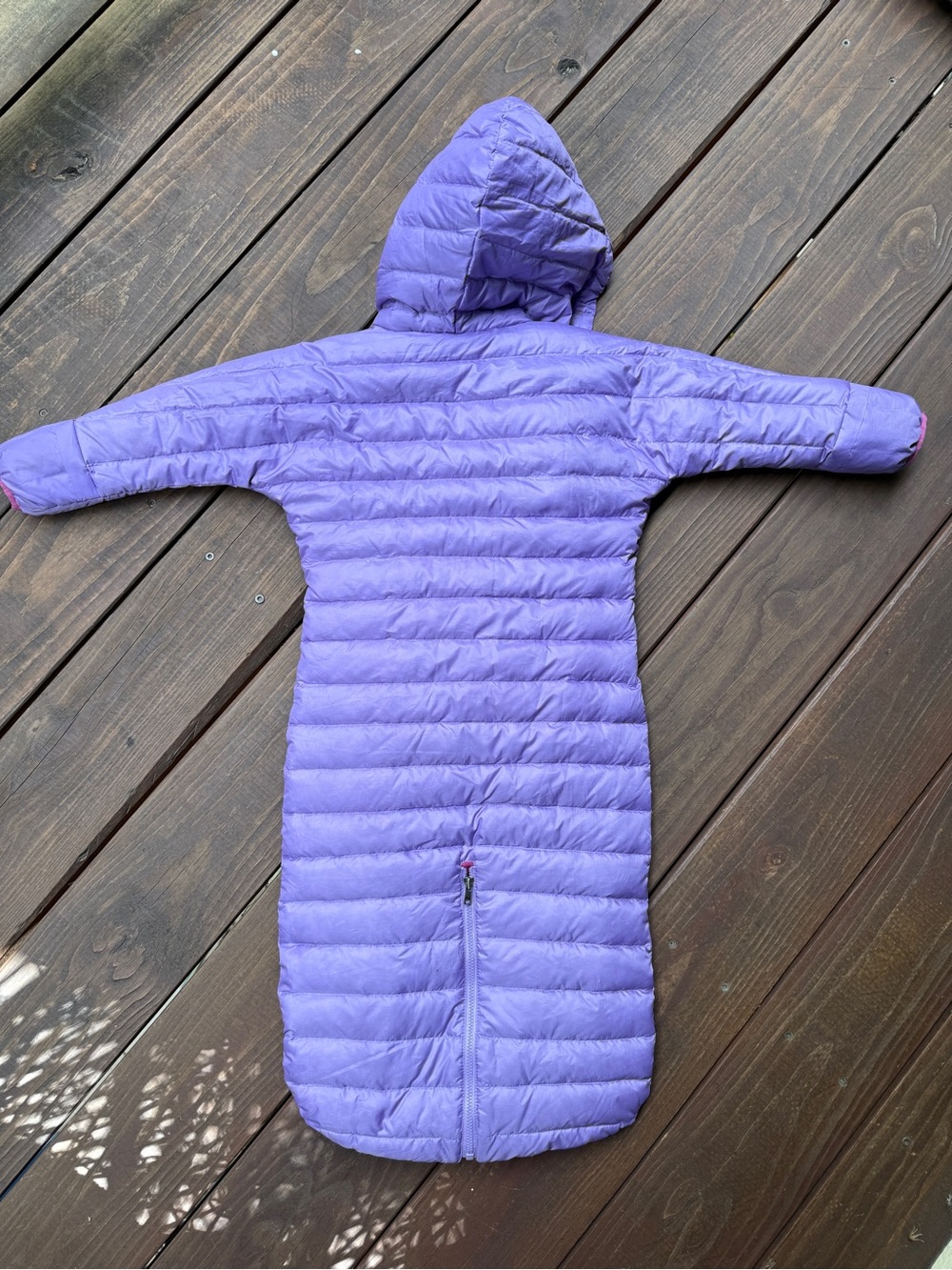 Patagonia - Infant Down Sweater Bunting - Picture 3 of 6